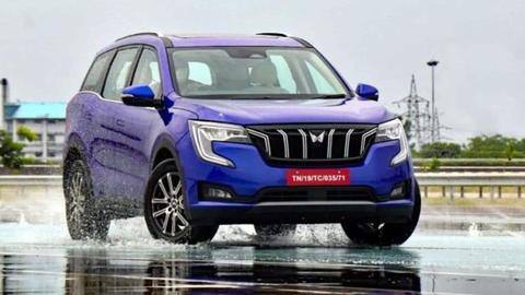 महिंद्रा XUV700 में मिलेगा कम फीचर्स के साथ जल्दी डिलीवरी का ऑप्शन महिंद्रा XUV700 में मिलेगा कम फीचर्स के साथ जल्दी डिलीवरी का ऑप्शन