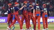 IPL 2026: RCB के 3 गेंदबाजों ने SRH के खिलाफ दिए 50+ रन, वायरल हुए मीम्स