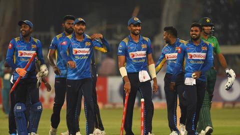 नए ग्रेडिंग सिस्टम से खफा श्रीलंकाई क्रिकेटर्स ने बोर्ड को दी संन्यास लेने की धमकी नए ग्रेडिंग सिस्टम से खफा श्रीलंकाई क्रिकेटर्स ने बोर्ड को दी संन्यास लेने की धमकी