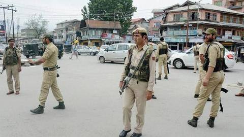 जम्मू-कश्मीर पुलिस में सब इंस्पेक्टर के 800 पदों पर निकली भर्ती, जल्द करें आवेदन जम्मू-कश्मीर पुलिस में सब इंस्पेक्टर के 800 पदों पर निकली भर्ती, जल्द करें आवेदन