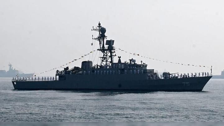 ईरानी युद्धपोत को लेकर भारतीय नौसेना का बयान, कहा- संदेश मिलते ही तुरंत मदद भेजी