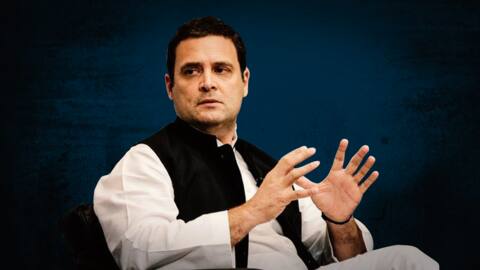 राहुल गांधी का सरकार पर निशाना, कहा- हम नरेंद्र मोदी से नहीं डरते राहुल गांधी का सरकार पर निशाना, कहा- हम नरेंद्र मोदी से नहीं डरते