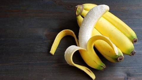 स्वास्थ्य के लिए नुकसानदायक है केले का अधिक सेवन, हो सकती हैं ये समस्याएं स्वास्थ्य के लिए नुकसानदायक है केले का अधिक सेवन, हो सकती हैं ये समस्याएं