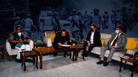 सीमा पर तनाव खत्म करने के लिए राजी हुए असम और नागालैंड, समझौते पर किए हस्ताक्षर सीमा पर तनाव खत्म करने के लिए राजी हुए असम और नागालैंड, समझौते पर किए हस्ताक्षर