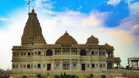 दिल्ली के सबसे प्रसिद्ध मंदिर, जहां हमेशा लगा रहता है भक्तों का तांता दिल्ली के सबसे प्रसिद्ध मंदिर, जहां हमेशा लगा रहता है भक्तों का तांता
