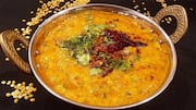 माइक्रोवेव में आसानी से बनाई जा सकती है दाल, जानिए तरीका
