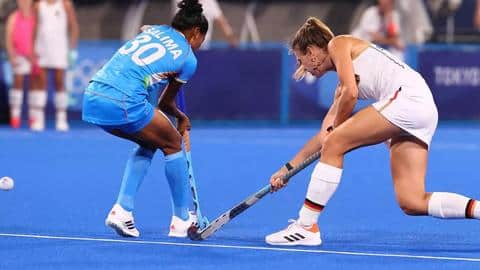 टोक्यो ओलंपिक: भारतीय महिला हॉकी टीम ने गंवाया लगातार दूसरा मैच, जर्मनी ने दी मात टोक्यो ओलंपिक: भारतीय महिला हॉकी टीम ने गंवाया लगातार दूसरा मैच, जर्मनी ने दी मात