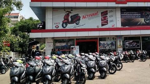 KTM, सुजुकी और होंडा ने बढ़ाई फ्री सर्विस और वारंटी की सीमा, जानें किसको मिलेगा फायदा KTM, सुजुकी और होंडा ने बढ़ाई फ्री सर्विस और वारंटी की सीमा, जानें किसको मिलेगा फायदा