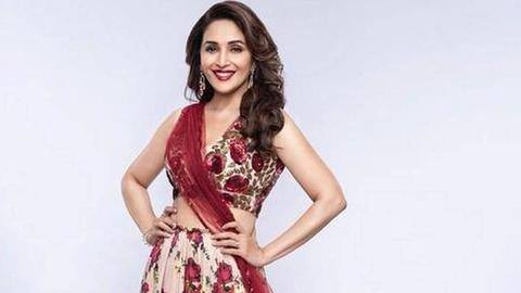माधुरी दीक्षित 'डांस दीवाने 3' के कुछ एपिसोड को नहीं कर पाएंगी शूट, जानिए कारण माधुरी दीक्षित 'डांस दीवाने 3' के कुछ एपिसोड को नहीं कर पाएंगी शूट, जानिए कारण