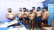 मध्य प्रदेश में पत्रकार सहित 8 लोगों को गिरफ्तार कर अर्धनग्न करने का मामला क्या है?