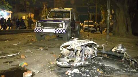 जहांगीरपुरी हिंसा: पुलिस ने गिरफ्तार किए 21 लोग, दूसरा शूटर अभी भी फरार जहांगीरपुरी हिंसा: पुलिस ने गिरफ्तार किए 21 लोग, दूसरा शूटर अभी भी फरार