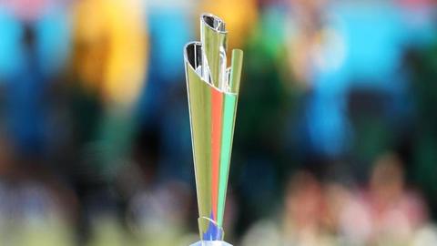 भारत में ही टी-20 विश्व कप आयोजित करने की उम्मीद में है BCCI- रिपोर्ट भारत में ही टी-20 विश्व कप आयोजित करने की उम्मीद में है BCCI- रिपोर्ट