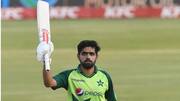 पाकिस्तान बनाम न्यूजीलैंड: बाबर आजम ने वनडे करियर का 25वां अर्धशतक लगाया