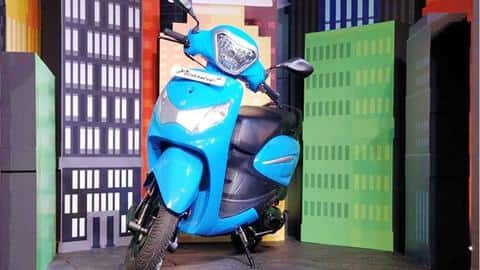 टीजर में दिखा 2021 हीरो प्लेजर प्लस का नया कलर वेरिएंट, जल्द पेश होने की उम्मीद टीजर में दिखा 2021 हीरो प्लेजर प्लस का नया कलर वेरिएंट, जल्द पेश होने की उम्मीद