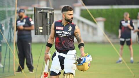 विराट कोहली को क्रिकेट से ब्रेक लेने की जरूरत है- रवि शास्त्री विराट कोहली को क्रिकेट से ब्रेक लेने की जरूरत है- रवि शास्त्री