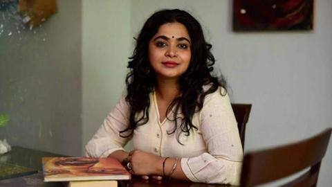 अश्विनी अय्यर तिवारी 'फाडू' के साथ करने जा रही हैं डिजिटल प्लेटफॉर्म पर डेब्यू अश्विनी अय्यर तिवारी 'फाडू' के साथ करने जा रही हैं डिजिटल प्लेटफॉर्म पर डेब्यू