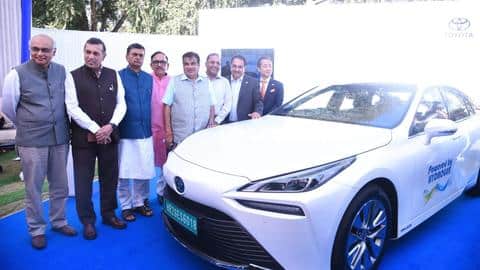 आ रहा है देश की पहला हाइड्रोजन आधारित एडवांस फ्यूल सेल इलेक्ट्रिक व्हीकल, पायलट परियोजना लॉन्च आ रहा है देश की पहला हाइड्रोजन आधारित एडवांस फ्यूल सेल इलेक्ट्रिक व्हीकल, पायलट परियोजना लॉन्च