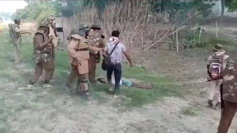 असम: अतिक्रमण हटाने को लेकर मचा बवाल, दो प्रदर्शनकारियों की मौत और नौ पुलिसकर्मी घायल असम: अतिक्रमण हटाने को लेकर मचा बवाल, दो प्रदर्शनकारियों की मौत और नौ पुलिसकर्मी घायल