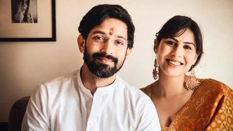 वैलेंटाइन डे पर विक्रांत मैसी ने गर्लफ्रेंड शीतल ठाकुर से रचाई शादी वैलेंटाइन डे पर विक्रांत मैसी ने गर्लफ्रेंड शीतल ठाकुर से रचाई शादी