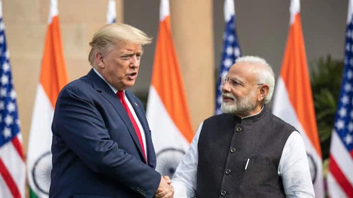 प्रधानमंत्री मोदी और डोनाल्ड ट्रंप की 16 महीने बाद हुई मुलाकात, G-7 की बैठक में मिले