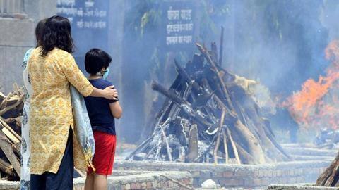 अप्रैल से अब तक अनाथ हुए 3,261 बच्चे, 26,000 ने माता या पिता को गंवाया- आयोग अप्रैल से अब तक अनाथ हुए 3,261 बच्चे, 26,000 ने माता या पिता को गंवाया- आयोग