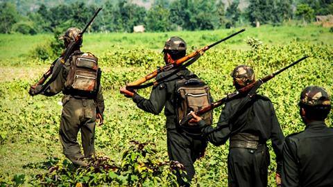 झारखंड पुलिस को मिली बड़ी कामयाबी, एक करोड़ रुपये का ईनामी नक्सली नेता गिरफ्तार झारखंड पुलिस को मिली बड़ी कामयाबी, एक करोड़ रुपये का ईनामी नक्सली नेता गिरफ्तार