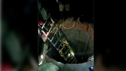 उत्तर प्रदेश: शादी के दौरान कुएं में गिरने से 13 महिलाओं और बच्चों की मौत उत्तर प्रदेश: शादी के दौरान कुएं में गिरने से 13 महिलाओं और बच्चों की मौत