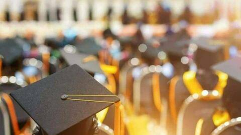 UGC ने MPhil और PhD के शोध पत्र जमा करने की अवधि छह महीने बढ़ाई UGC ने MPhil और PhD के शोध पत्र जमा करने की अवधि छह महीने बढ़ाई