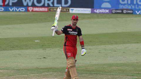 RCB बनाम PBKS: मैक्सवेल ने लगाया अर्धशतक, पंजाब को मिला 165 रनों का लक्ष्य RCB बनाम PBKS: मैक्सवेल ने लगाया अर्धशतक, पंजाब को मिला 165 रनों का लक्ष्य