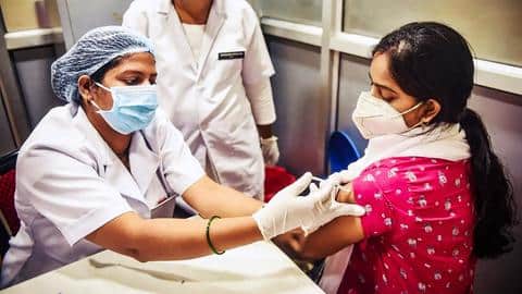 महाराष्ट्र: चंद्रपुर नगर निगम ने कोरोना वैक्सीन लगवाने पर दिया टीवी जीतने का ऑफर महाराष्ट्र: चंद्रपुर नगर निगम ने कोरोना वैक्सीन लगवाने पर दिया टीवी जीतने का ऑफर