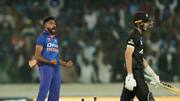 भारत बनाम न्यूजीलैंड: मोहम्मद सिराज ने लगातार दूसरे मैच में झटके चार विकेट