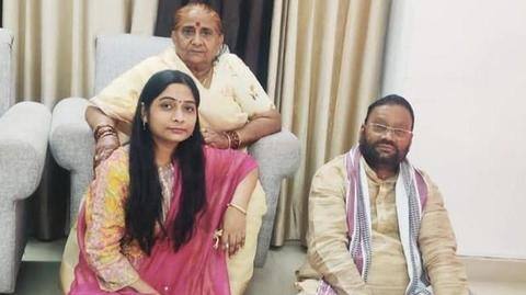 भाजपा नहीं छोड़ेंगी स्वामी प्रसाद मौर्य की बेटी, लेकिन पिता के खिलाफ प्रचार करने से इनकार भाजपा नहीं छोड़ेंगी स्वामी प्रसाद मौर्य की बेटी, लेकिन पिता के खिलाफ प्रचार करने से इनकार
