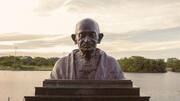 भाजपा की यात्रा में बच्चे ने सुनाई महात्मा गांधी के खिलाफ कविता, ताली बजाते रहे नेता भाजपा की यात्रा में बच्चे ने सुनाई महात्मा गांधी के खिलाफ कविता, ताली बजाते रहे नेता