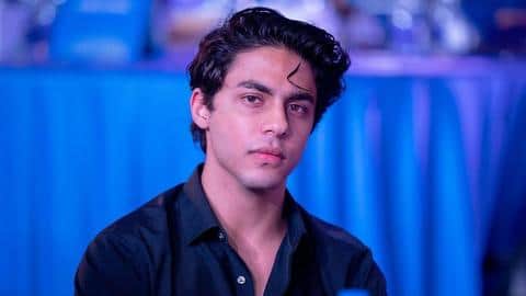 NCB ने 'ड्रग्स पार्टी' में मौजूद शाहरुख खान के बेटे आर्यन को हिरासत में लिया NCB ने 'ड्रग्स पार्टी' में मौजूद शाहरुख खान के बेटे आर्यन को हिरासत में लिया