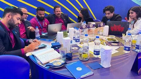 अब UAE टी-20 लीग में भी खेलेगी नाइट राइडर्स ग्रुप की टीम, 'अबु धाबी' फ्रेंचाइजी खरीदी अब UAE टी-20 लीग में भी खेलेगी नाइट राइडर्स ग्रुप की टीम, 'अबु धाबी' फ्रेंचाइजी खरीदी