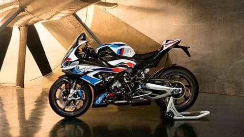 कैसी दिखती है नई BMW M 1000 RR बाइक? 