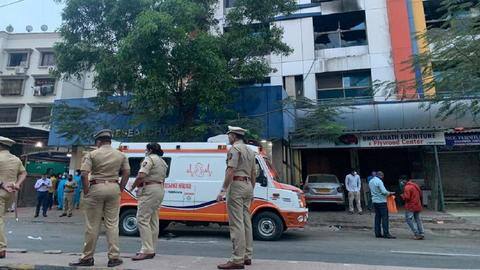 महाराष्ट्र: विरार स्थित कोरोना अस्पताल के ICU में लगी आग, 13 मरीजों की मौत महाराष्ट्र: विरार स्थित कोरोना अस्पताल के ICU में लगी आग, 13 मरीजों की मौत