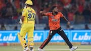 SRH से मिली हार के बाद सोशल मीडिया पर उड़ा CSK का मजाक, देखें वायरल मीम्स 