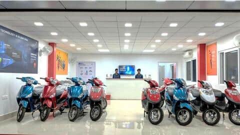 दिल्ली सरकार और हीरो इलेक्ट्रिक मिलकर देंगी EV मिस्त्रियों को प्रशिक्षण, दोनों के बीच हुआ समझौता दिल्ली सरकार और हीरो इलेक्ट्रिक मिलकर देंगी EV मिस्त्रियों को प्रशिक्षण, दोनों के बीच हुआ समझौता