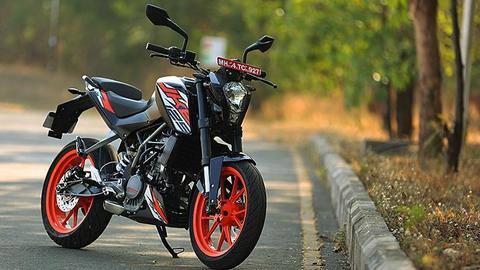 KTM ने अपनी बाइक्स की कीमतों में किया इजाफा, जानें नए दाम KTM ने अपनी बाइक्स की कीमतों में किया इजाफा, जानें नए दाम