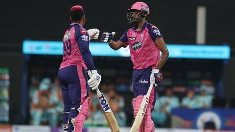 'मांकडिंग' से लेकर 'रिटायर आउट' तक, जानें रविचंद्रन अश्विन ने कब-कब बटोरी सुर्खियां 'मांकडिंग' से लेकर 'रिटायर आउट' तक, जानें रविचंद्रन अश्विन ने कब-कब बटोरी सुर्खियां