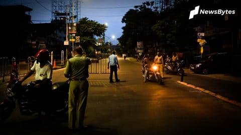 ओमिक्रॉन का खतरा, मध्य प्रदेश के बाद उत्तर प्रदेश में भी नाइट कर्फ्यू का ऐलान ओमिक्रॉन का खतरा, मध्य प्रदेश के बाद उत्तर प्रदेश में भी नाइट कर्फ्यू का ऐलान