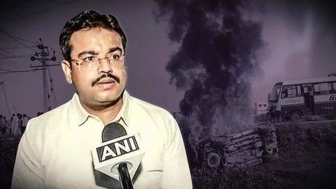 लखीमपुर हिंसा: घटनाक्रम को 'रिक्रिएट' करने के लिए आशीष मिश्रा को घटनास्थल पर लेकर गई पुलिस लखीमपुर हिंसा: घटनाक्रम को 'रिक्रिएट' करने के लिए आशीष मिश्रा को घटनास्थल पर लेकर गई पुलिस