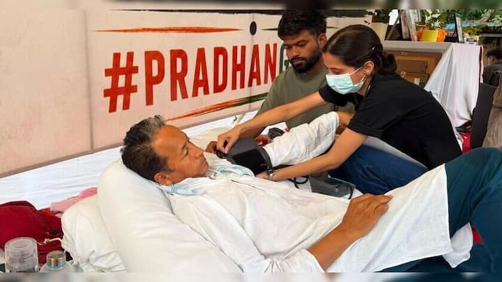 सोनम वांगचुक की भूख-हड़ताल पर दिल्ली हाई कोर्ट ने कहा- जान बचाने को चिकित्सा सहायता दें