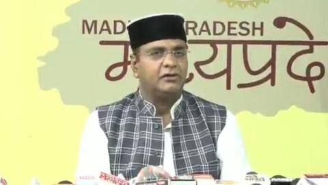मध्य प्रदेश: भाजपा मंत्री बोले- महंगाई और अर्थव्यवस्था की स्थिति के लिए नेहरू का भाषण जिम्मेदार मध्य प्रदेश: भाजपा मंत्री बोले- महंगाई और अर्थव्यवस्था की स्थिति के लिए नेहरू का भाषण जिम्मेदार