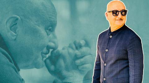क्या आप जानते हैं? 100 रुपये चुराकर एक्टर बनने चले थे अनुपम, जानिए अनसुनी बातें क्या आप जानते हैं? 100 रुपये चुराकर एक्टर बनने चले थे अनुपम, जानिए अनसुनी बातें