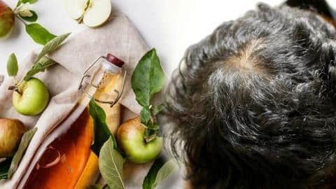 बालों के लिए फायदेमंद है सेब का सिरका, ऐसे अपने हेयर केयर रूटीन में करें शामिल बालों के लिए फायदेमंद है सेब का सिरका, ऐसे अपने हेयर केयर रूटीन में करें शामिल