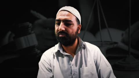 UAPA के तहत गिरफ्तार हुए थे बशीर अहमद, 11 साल बाद बेगुनाह साबित होकर घर लौटे UAPA के तहत गिरफ्तार हुए थे बशीर अहमद, 11 साल बाद बेगुनाह साबित होकर घर लौटे