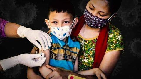 AIIMS के वरिष्ठ महामारी विशेषज्ञ ने बच्चों के वैक्सीनेशन के सरकार के फैसले को बताया अवैज्ञानिक AIIMS के वरिष्ठ महामारी विशेषज्ञ ने बच्चों के वैक्सीनेशन के सरकार के फैसले को बताया अवैज्ञानिक