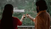मानसून के दौरान कपल्स आजमा सकते हैं ये 5 डेट आइडिया, मिलेगा रोमांटिक अनुभव